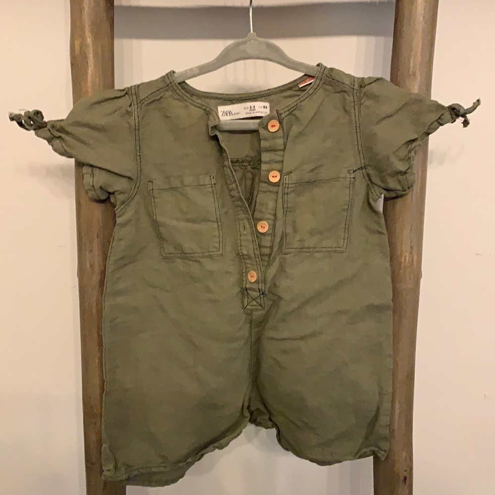 Army green linen Zara jumper